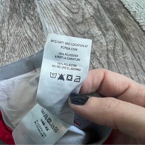 Patagonia Strider Pro Running Shorts. Red and Gray. Women’s Size M - Picture 7 of 13